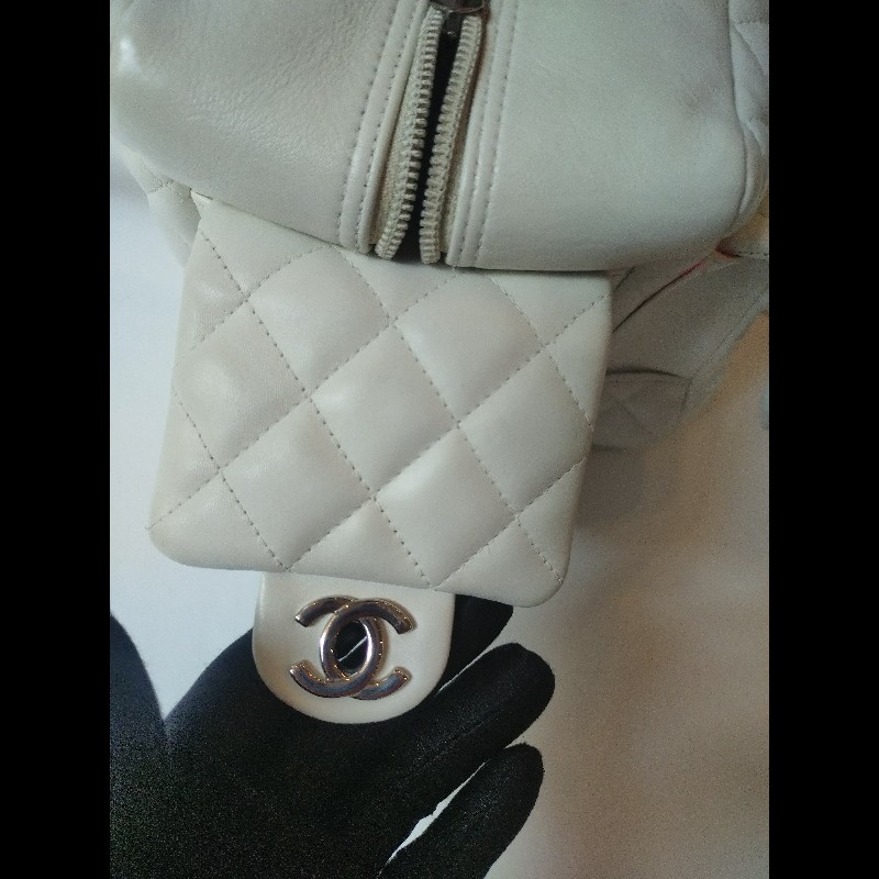 Chanel 黑白熊貓對色康朋多口袋機車包-11