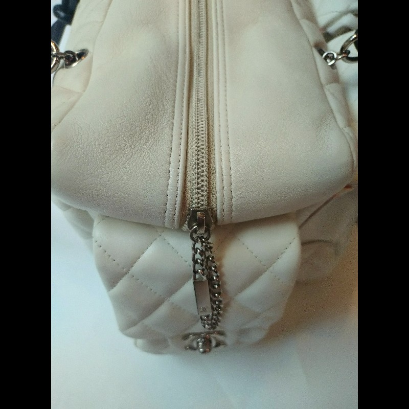 Chanel 黑白熊貓對色康朋多口袋機車包-14