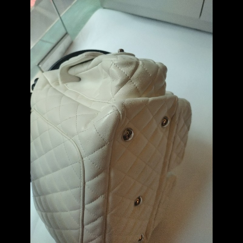 Chanel 黑白熊貓對色康朋多口袋機車包-15