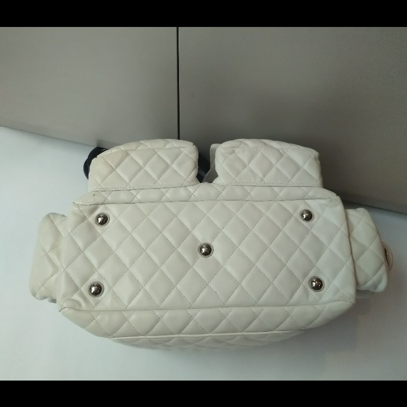 Chanel 黑白熊貓對色康朋多口袋機車包-19