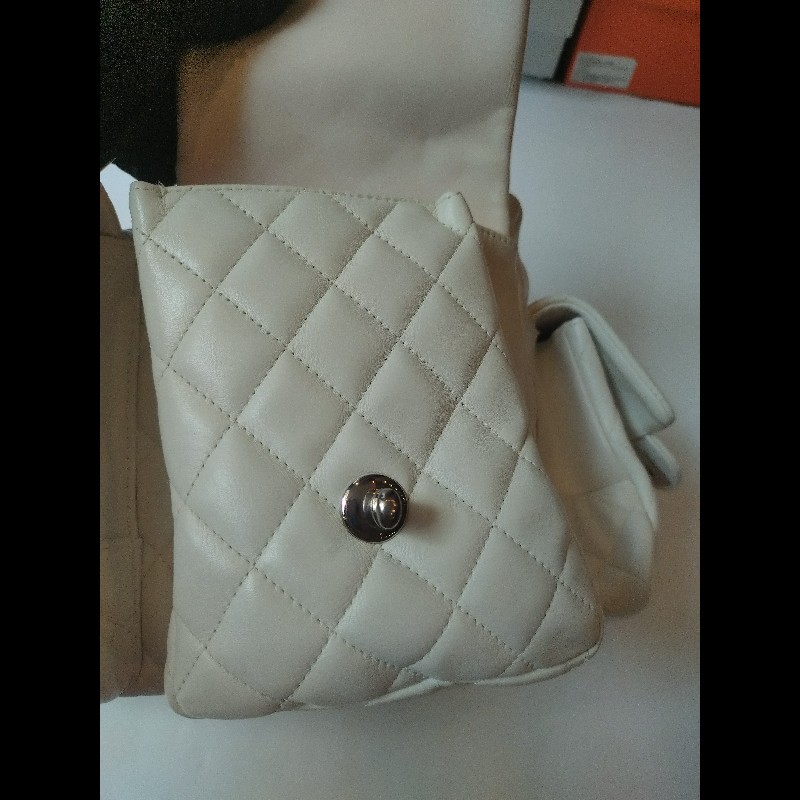 Chanel 黑白熊貓對色康朋多口袋機車包-35