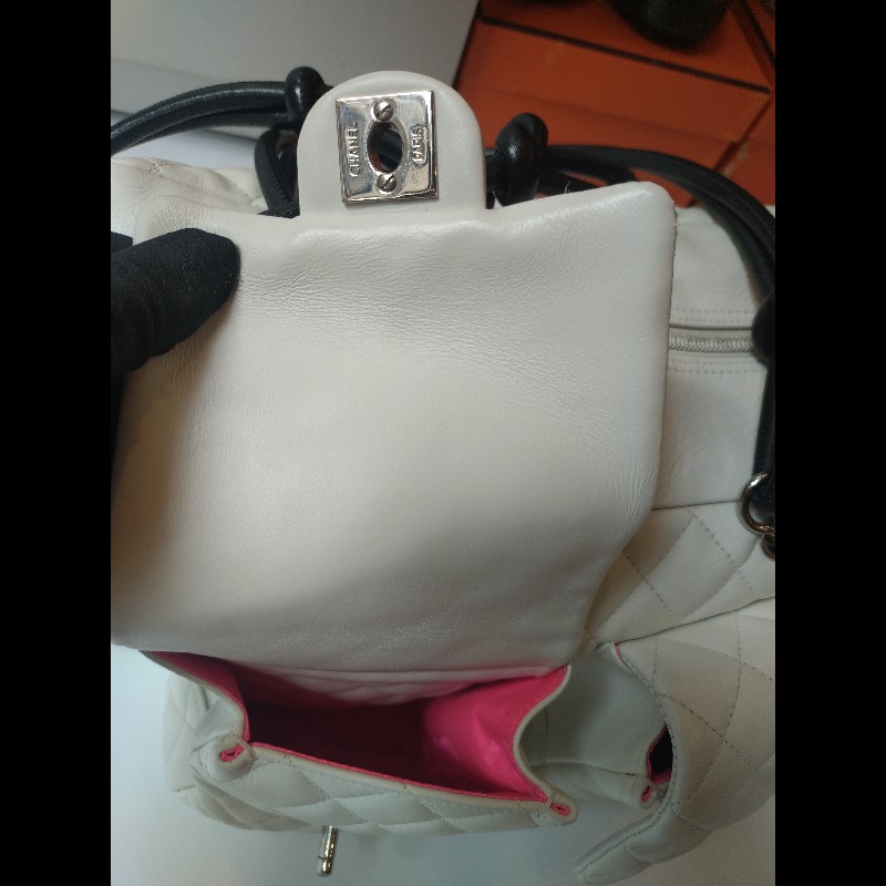 Chanel 黑白熊貓對色康朋多口袋機車包-37