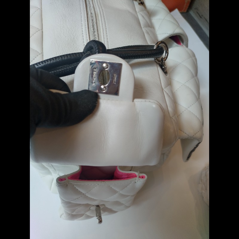 Chanel 黑白熊貓對色康朋多口袋機車包-38