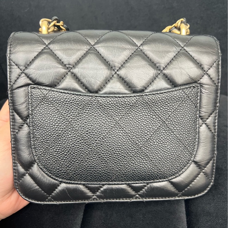 Chanel/香奈兒 孟買風琴郵差包 黑金中號 鐳射標28開 97新 底長22-3