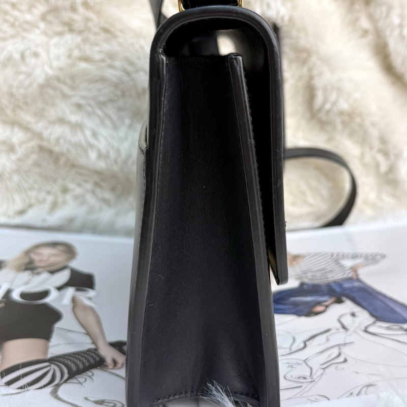 Dior 蒙田包 黑色 牛皮 中號 金扣-4