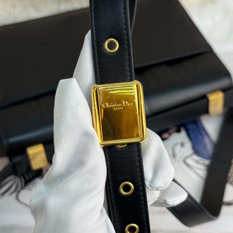 Dior 蒙田包 黑色 牛皮 中號 金扣-8