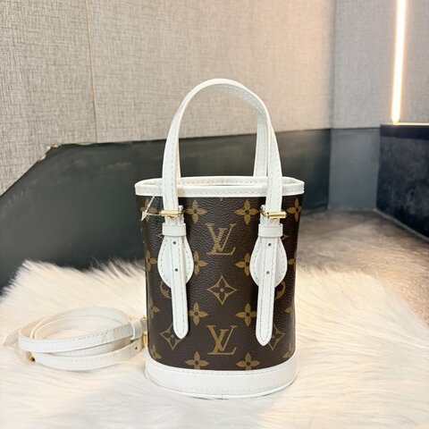 LV MINI手提水桶包 白 晶片