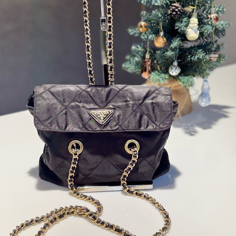 Prada 降落傘鏈條包-3