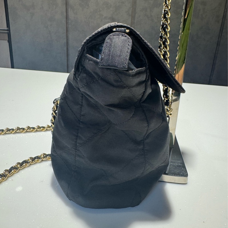 Prada 降落傘鏈條包-6