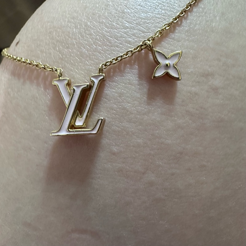 LV 琺瑯logo項鍊-3