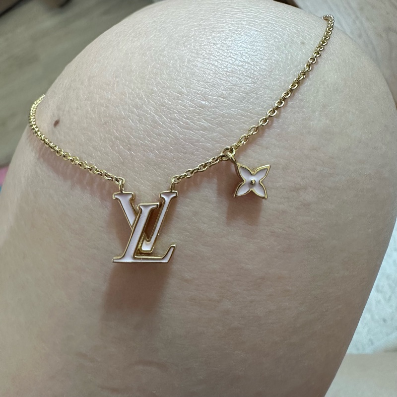 LV 琺瑯logo項鍊-4
