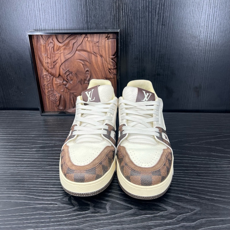 Louis Vuitton路易威登 trainer 白棕棋盤格 41碼-1