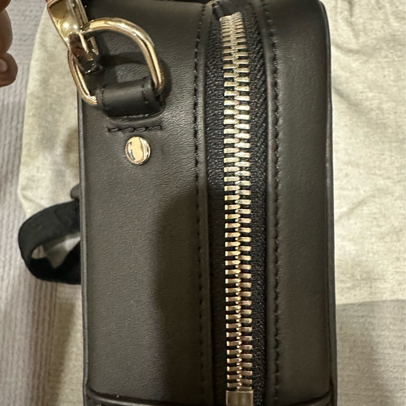 西太后Vivienne Westwood 皮革方型相機包-8