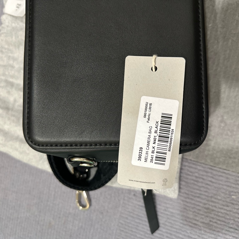 西太后Vivienne Westwood 皮革方型相機包-16
