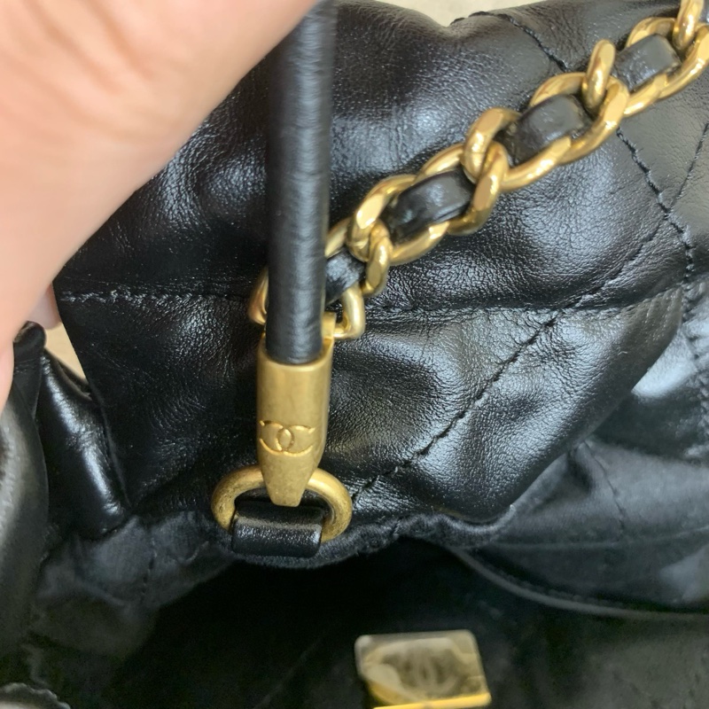 全新未使用!Chanel 香奈兒22bag mini 黑金扣-20