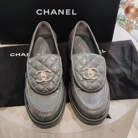 Chanel香奈兒 書包扣樂福鞋 深灰色 漆皮菱格紋   36.5碼