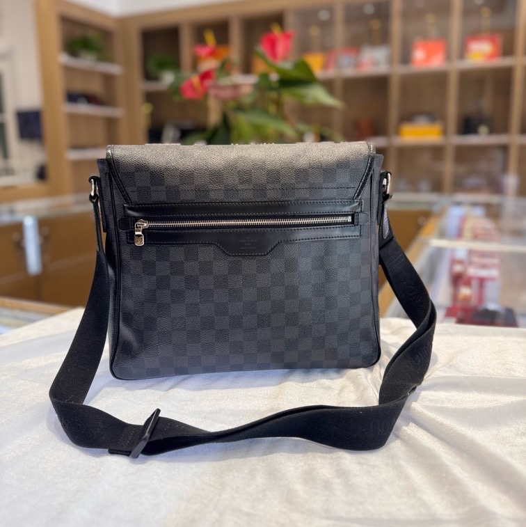 路易威登/Louis Vuitton 郵差包公文包-1