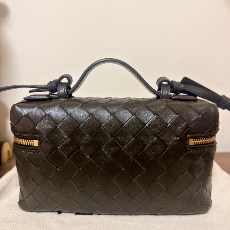 BV bang bang bag vanity-1