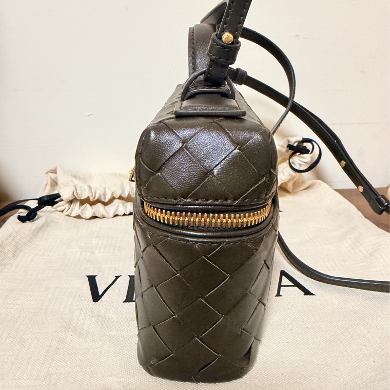 BV bang bang bag vanity-3