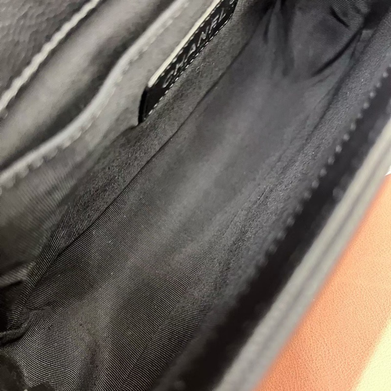 Chanel香奈兒荔枝皮V紋黑銀牛皮leboy中號 24開-7