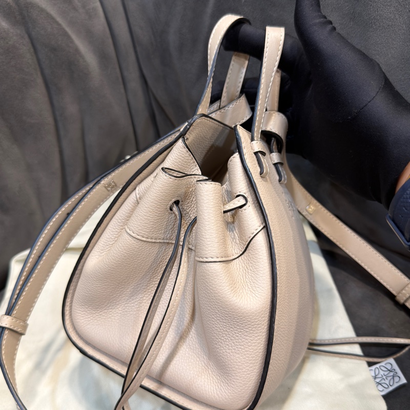 #99新閒置✨ #超甜價僅一顆🔥 Loewe全牛皮吊床包mini-7