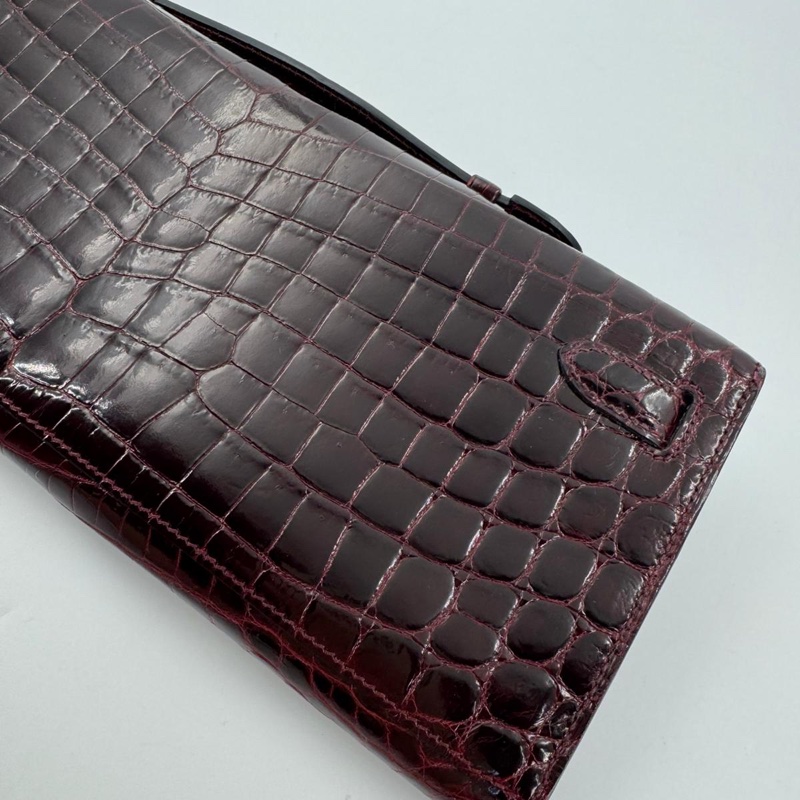 Hermès Kelly Cut Bag in Bordeaux Shiny Porosus Crocodile Leather with PHW-8