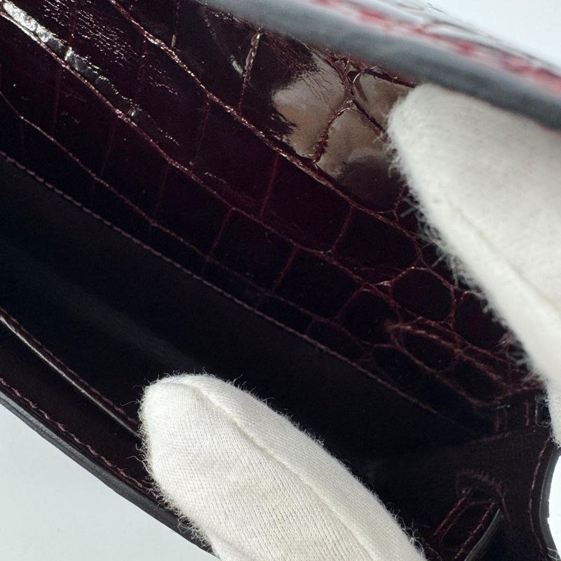 Hermès Kelly Cut Bag in Bordeaux Shiny Porosus Crocodile Leather with PHW-17