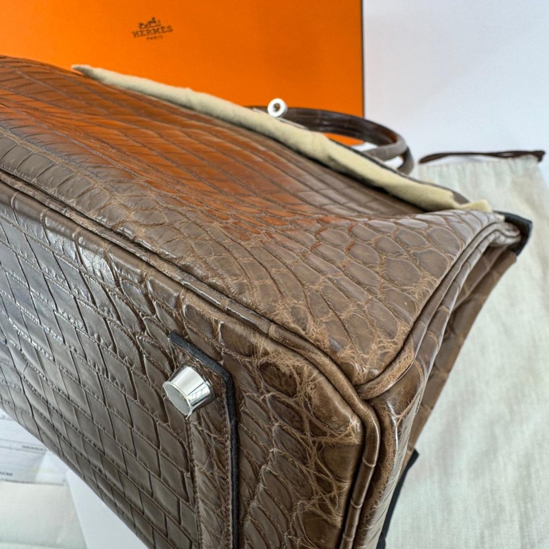 Hermès Birkin 35 Gris Éléphant Matte Niloticus Crocodile with PHW-9