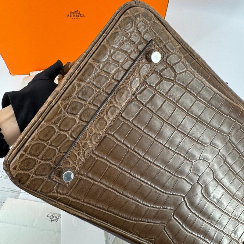Hermès Birkin 35 Gris Éléphant Matte Niloticus Crocodile with PHW-14