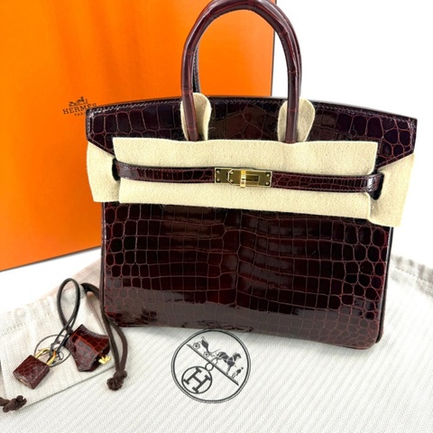 Hermes Birkin 25 Bordeaux Crocodile Leather Handbag with GHW
