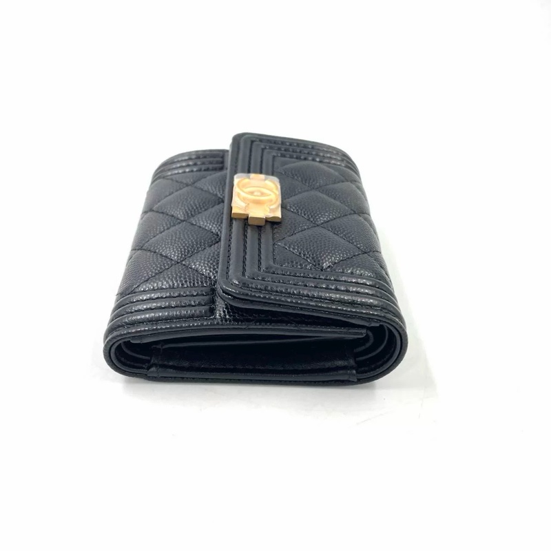 全套Chanel Leboy黑金牛皮短款錢包-2