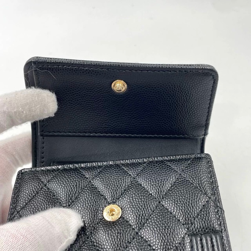 全套Chanel Leboy黑金牛皮短款錢包-10