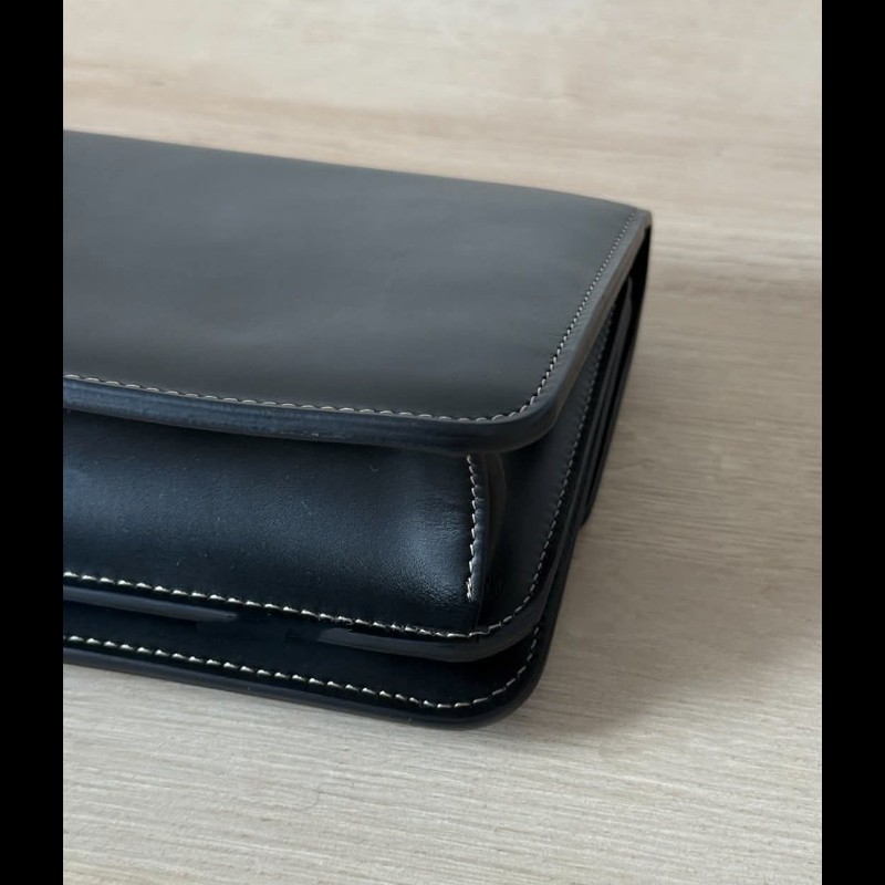 Fendi 黑色FF Fab 斜背小方包-10