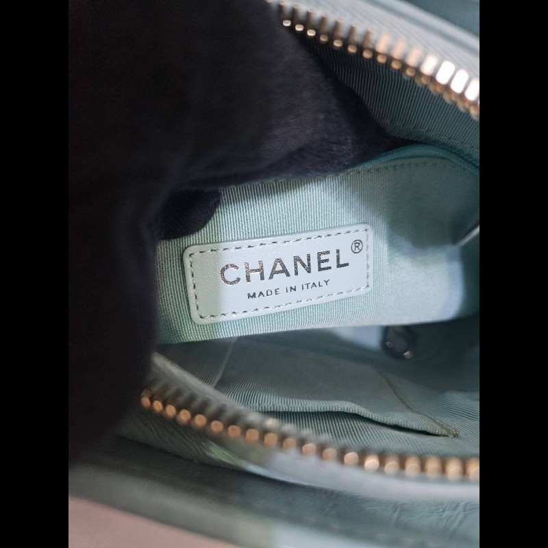 Chanel Gabrielle Hobo 流浪包小號-17
