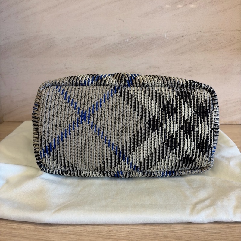 Burberry 肩背包-2