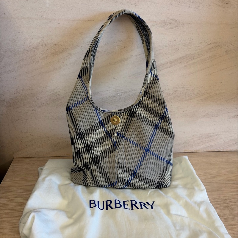 Burberry 肩背包-6