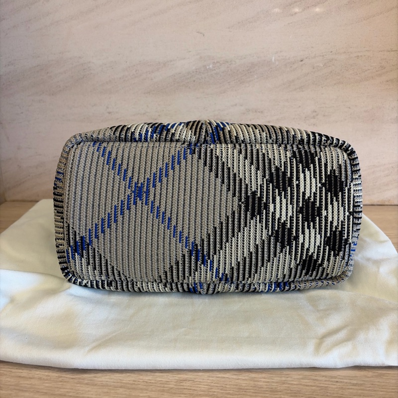 Burberry 肩背包-7