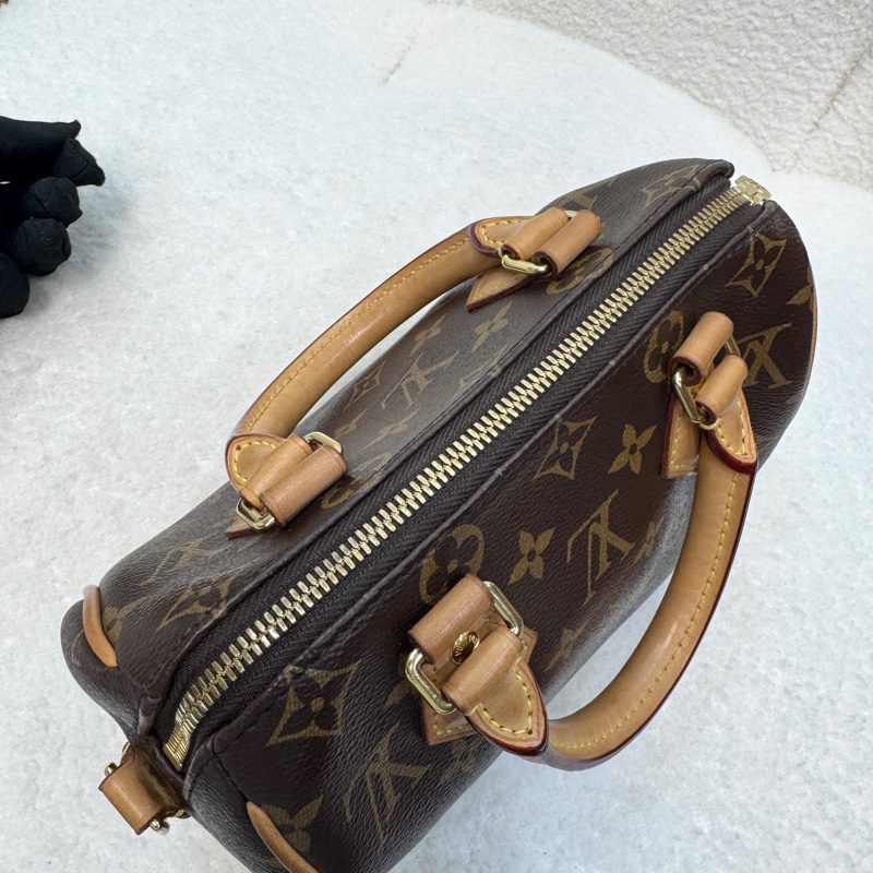 路易威登LV老花黑色肩帶Speedy 20手提斜背波士頓包M46234 經典不敗黃金尺寸 🖤-39