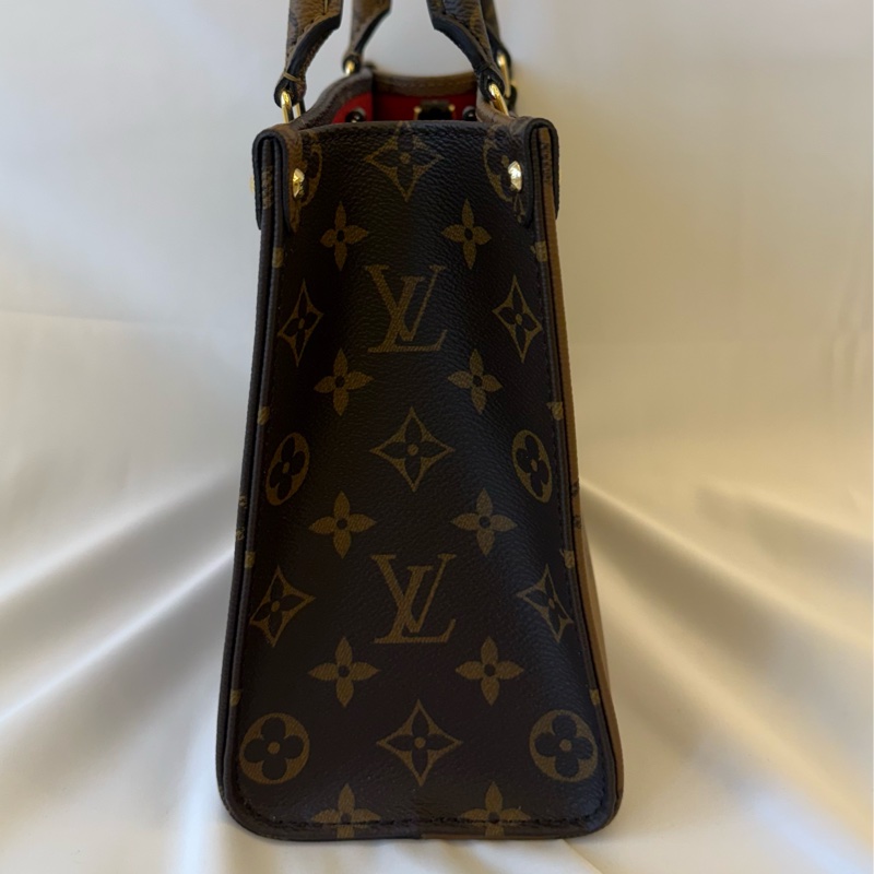#專櫃價近11萬 LV On-The-Go 路易威登Onthego小號 棕色老花 25 x 19 x 11.5 cm OnTheGo PM M46373-4
