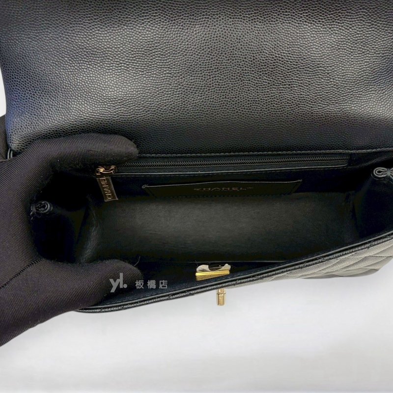 S5521-CHANEL 25SCOCO CRUSH黑荔枝牛皮淡金扣手把款肩背包AS5555-5