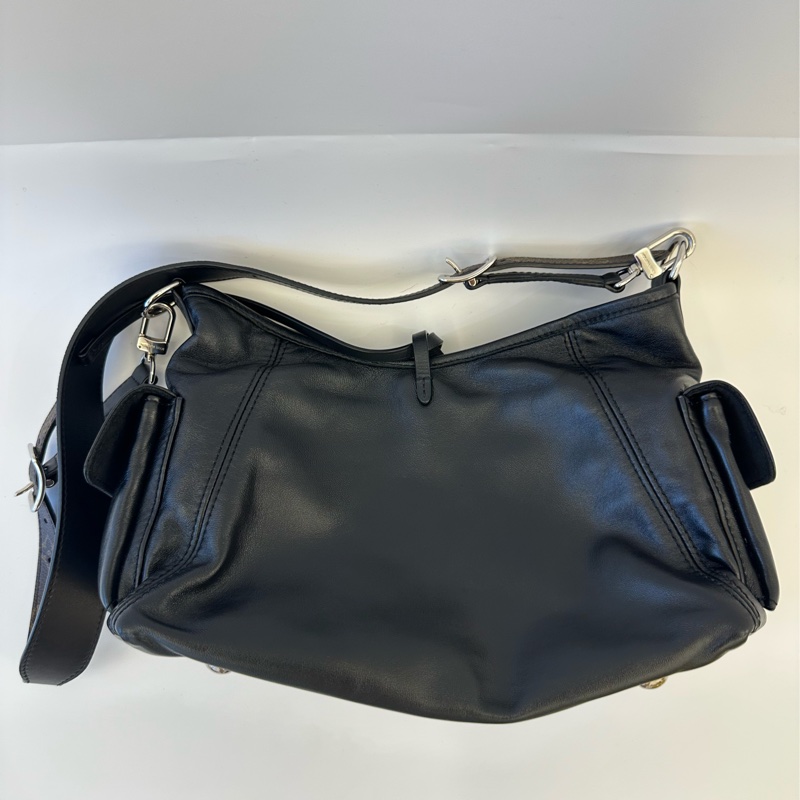 LV Carryall 黑武士 男女都適合 CarryAll Vibe 小羊皮-4