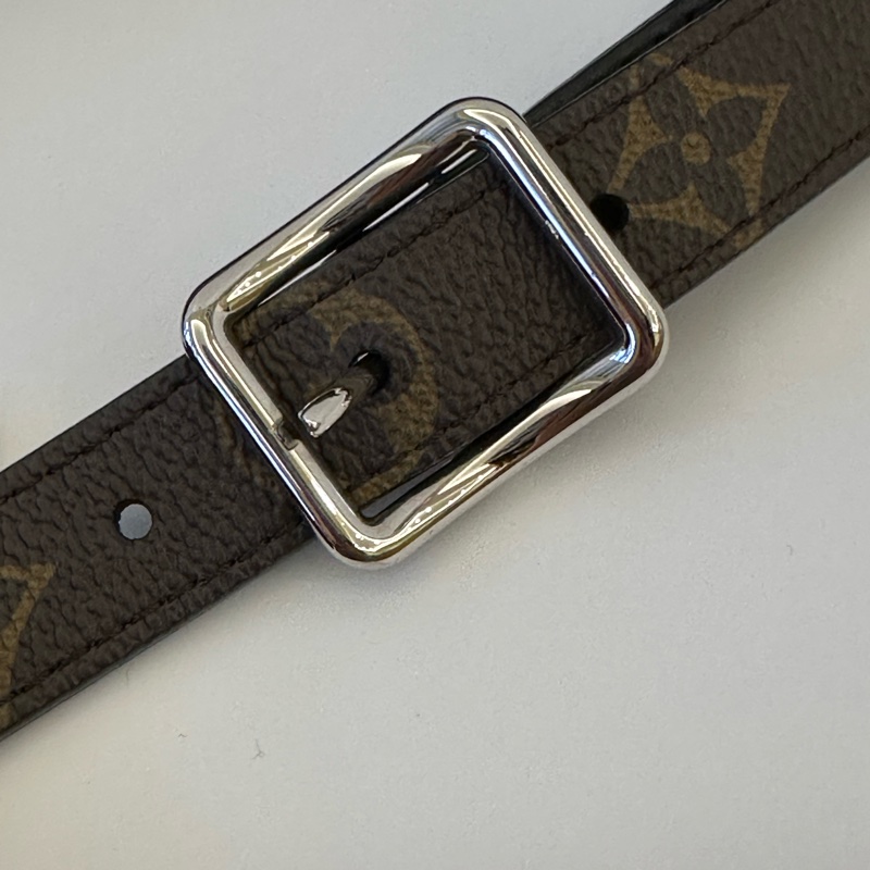 LV Carryall 黑武士 男女都適合 CarryAll Vibe 小羊皮-9