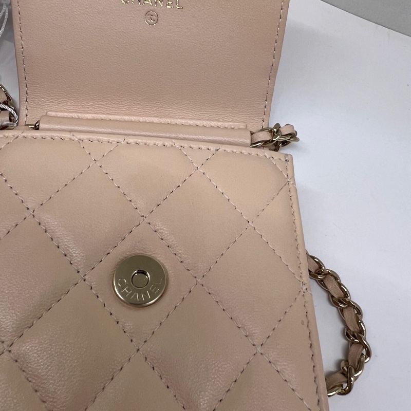 Chanel香奈兒22P琺瑯扣雙C鴛鴦扣竪版小羊皮翻蓋鏈條手機包/斜挎包/-10