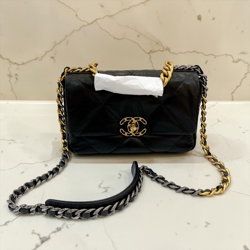 莉亞精品♡ Chanel AS1160 19 黑金小號 手提翻蓋包 二手美包-0