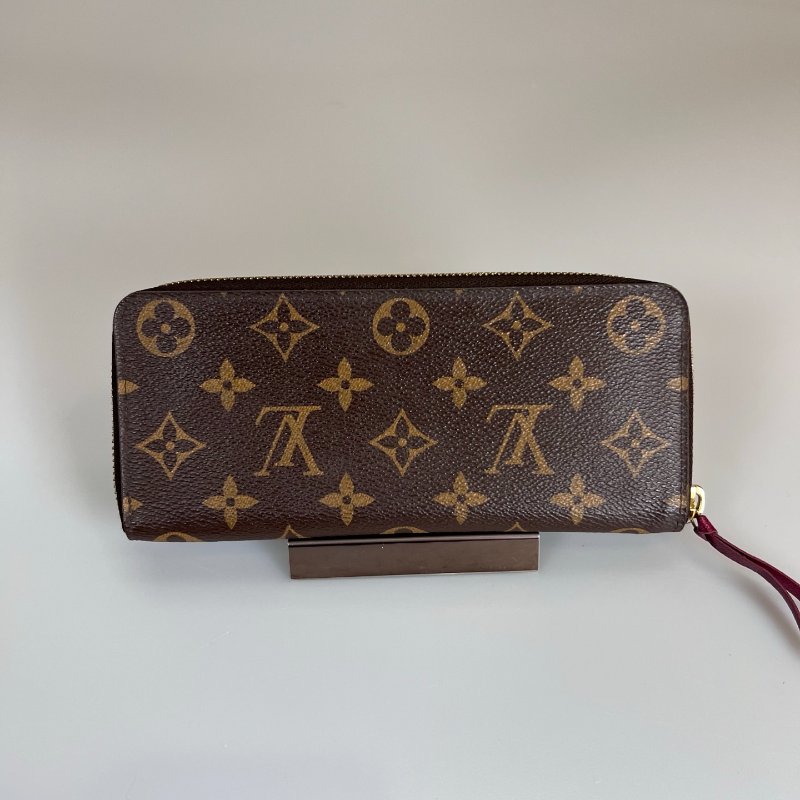 LV M60742/晶片款 老花ㄇ拉長夾玫紅-1
