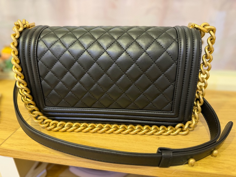 Chanel boy 25-7