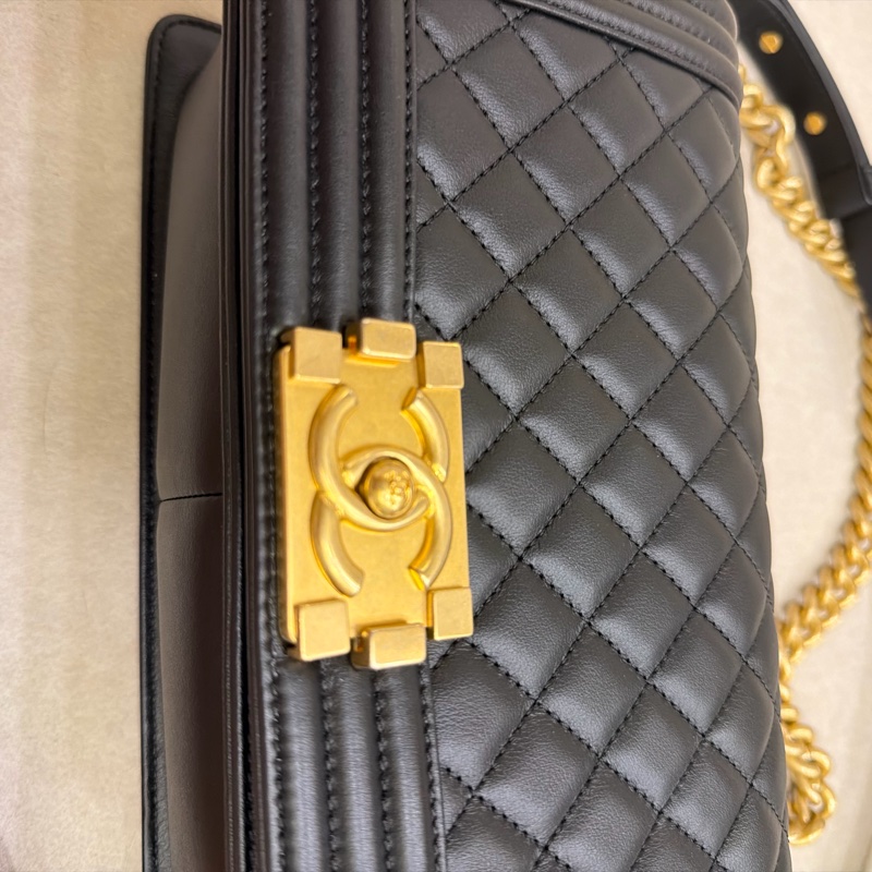 Chanel boy 25-12