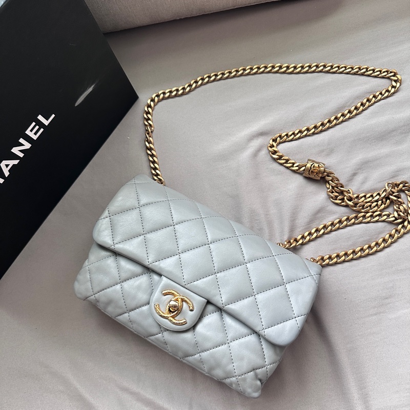 【極美私藏】Chanel 藍灰色金球菠蘿扣風琴包 ,今年最紅的baby Blue一定要擁有-0