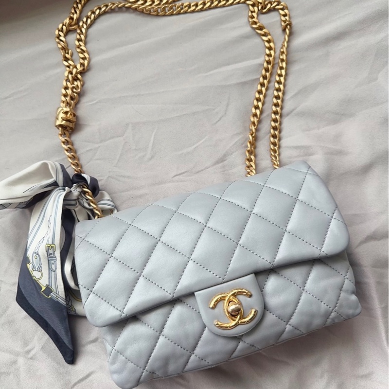【極美私藏】Chanel 藍灰色金球菠蘿扣風琴包 ,今年最紅的baby Blue一定要擁有-22