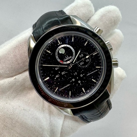 歐米茄 Speedmaster 砂金星空月相 黑色鱷魚皮錶帶 型號 311.33.44.32.01.001